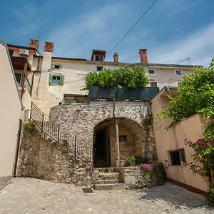  Ferienhaus Parona Holiday Kroatien
