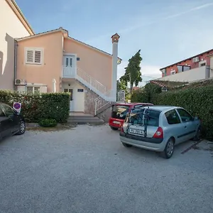  Apartment Tin Kroatien